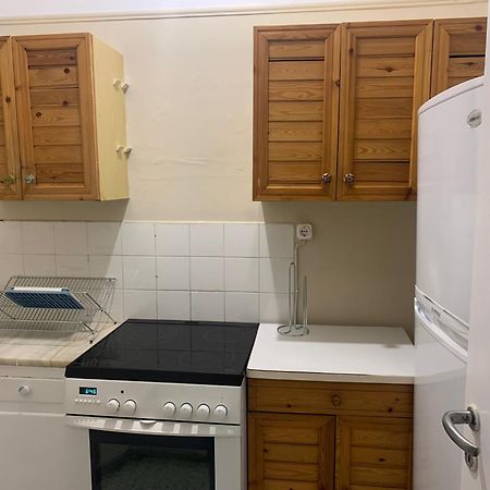 Charming Plaka Retreat In The Heart Of Historic Old Athens City Екстериор снимка